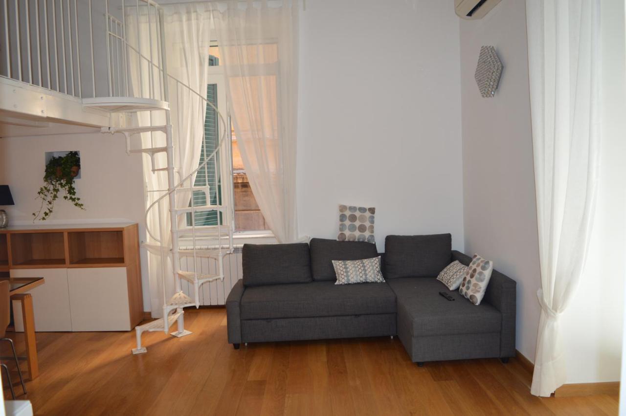 Crise Home Наполи Екстериор снимка